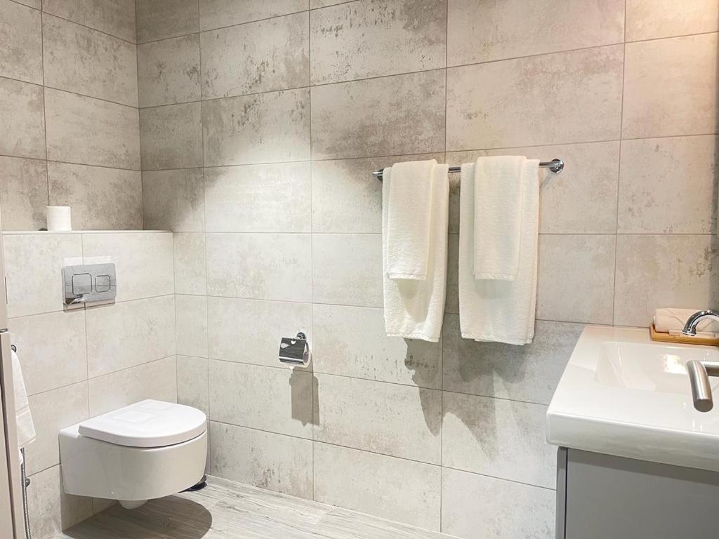 Almanzil Residence & Suites الدوحة المظهر الخارجي الصورة